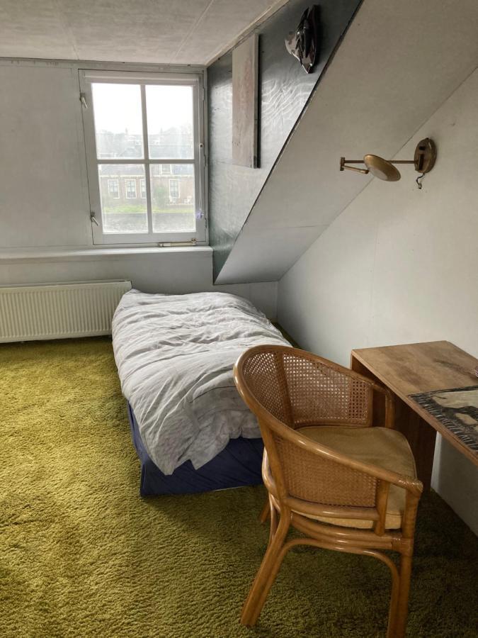 Zoeterwoude Luc'S Place, Waterbed Grote Kamer מראה חיצוני תמונה
